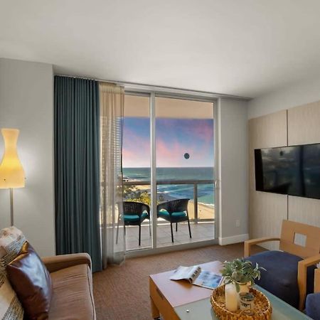 Beachfront Resort Pool Ocean View Balcony マイアミビーチ エクステリア 写真