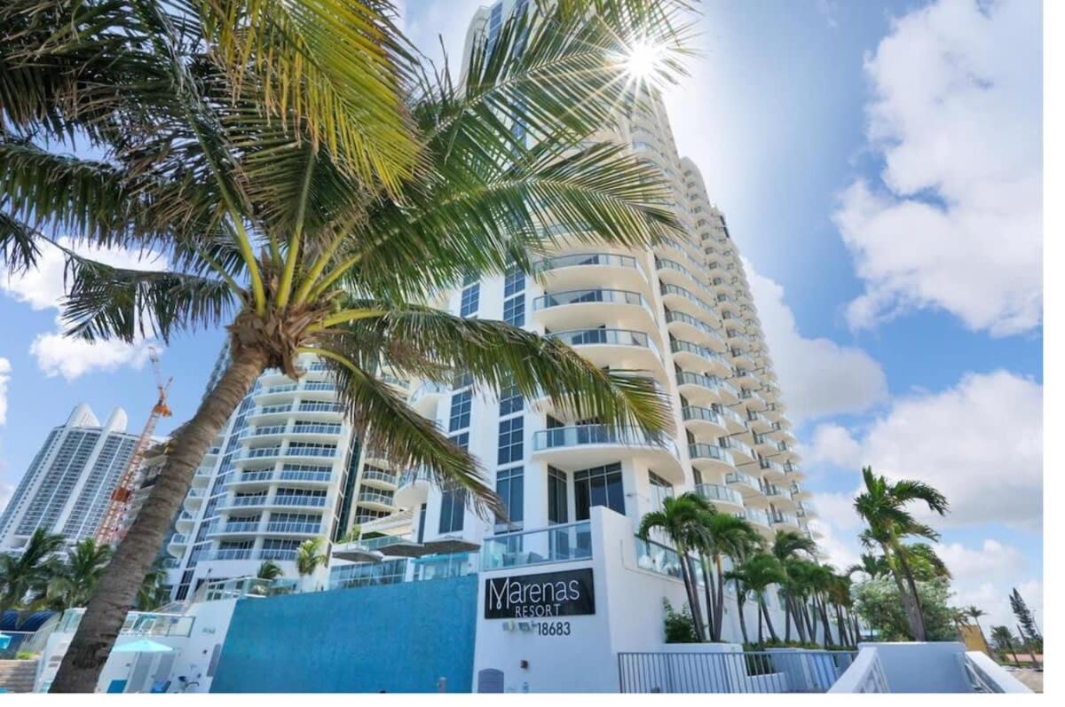 Beachfront Resort Pool Ocean View Balcony マイアミビーチ エクステリア 写真