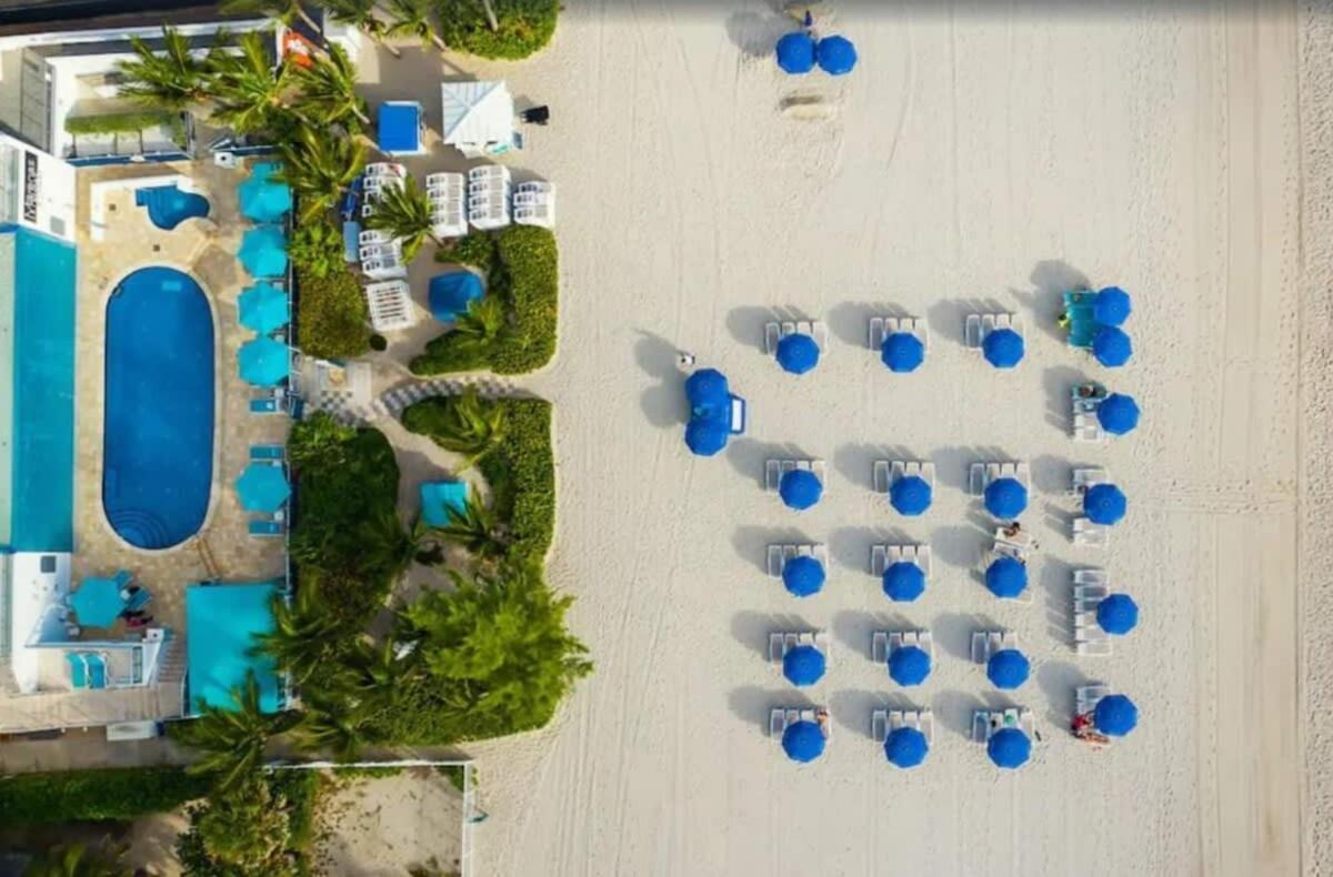 Beachfront Resort Pool Ocean View Balcony マイアミビーチ エクステリア 写真